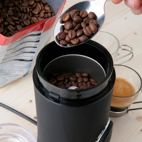 Moinho de Café Black & Decker BXCG150E Moinho de Café Black & Decker BXCG150E