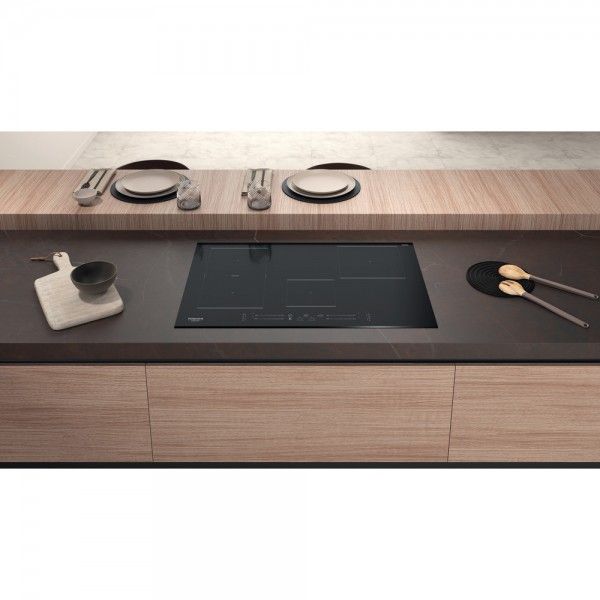 Placa de induo Hotpoint HS 3377C BF