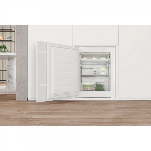 Frigorfico Combinado de Encastre WHIRLPOOL WHC20T352