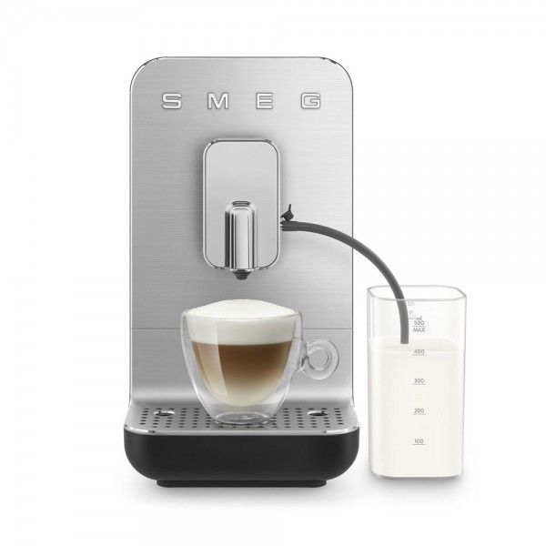 Mquina de Caf Expresso Automtica SMEG BCC13BLMEU