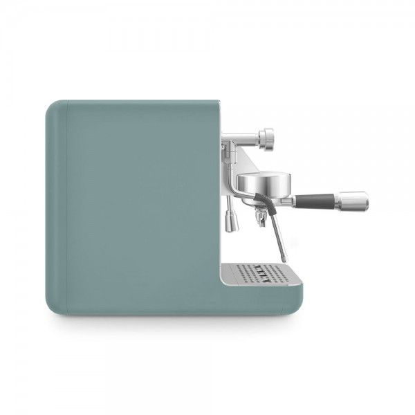 Mquina de Caf Manual SMEG EMC02EGMEU