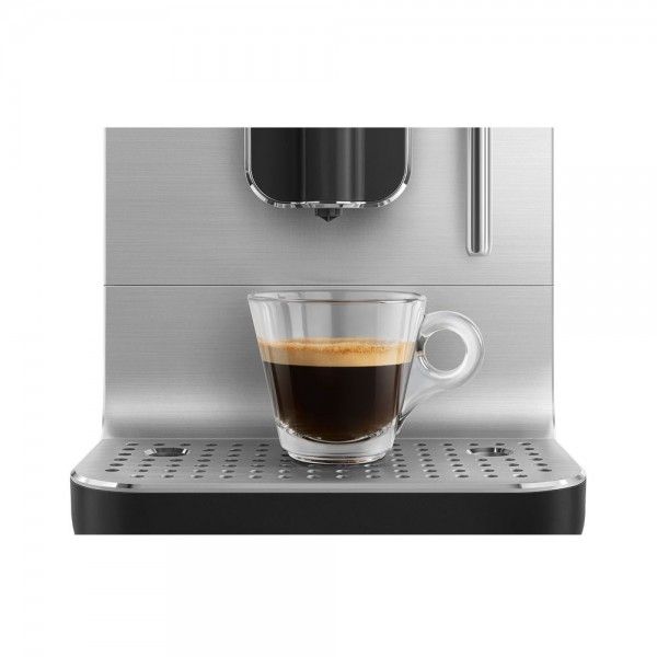 Mquina de Caf Expresso SMEG BCC12BLMEU