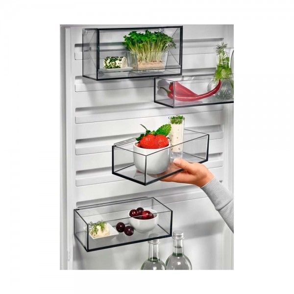 Frigorfico Combinado AEG RCB636E4MW