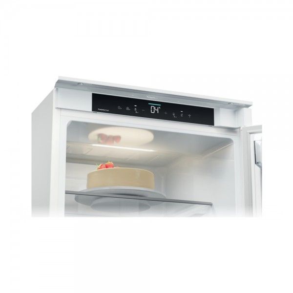 Frigorfico Combinado de Encastre CANDY CNBQT3518E
