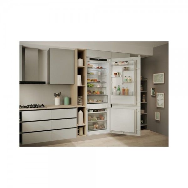 Frigorfico Combinado de Encastre CANDY CNBQT3719EW