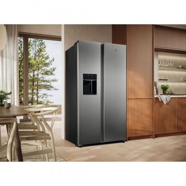 Frigor�fico Americano ELECTROLUX EAI6HD57U0