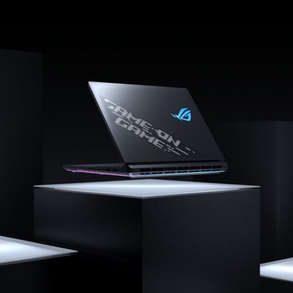Porttil ASUS ROG Strix SCAR 16 G635LR U92BT57PB1