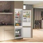 Frigor�fico Combinado de Encastre WHIRLPOOL WHC18D051A1