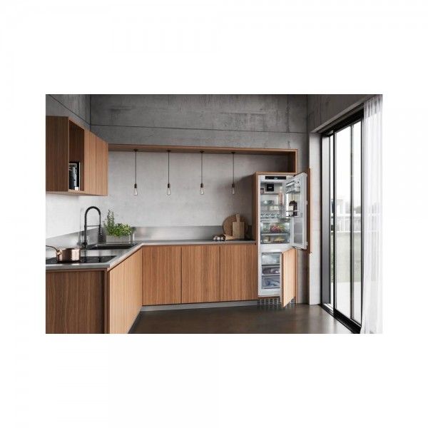 Frigor�fico Combinado de Encastre LIEBHERR ICBNci 5183 Peak BioFresh