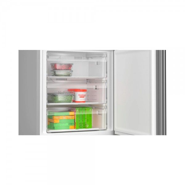 Frigor�fico Combinado BOSCH KGN49LBCF