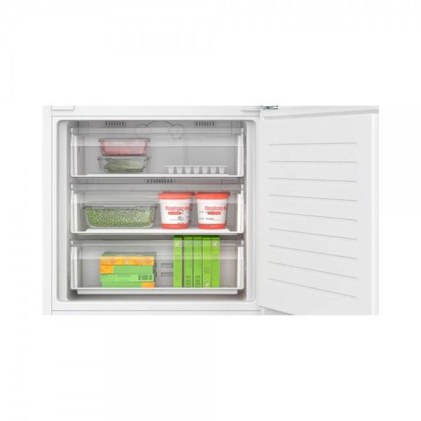 FRIGOR�FICO COMBINADO ENCASTRE BOSCH KBN96VFE0