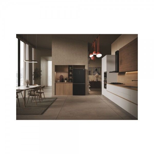 Frigor�fico Americano HAIER HCR3818ENPT