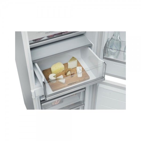 Frigor�fico Combinado de Encastre HAIER HBQW5518E