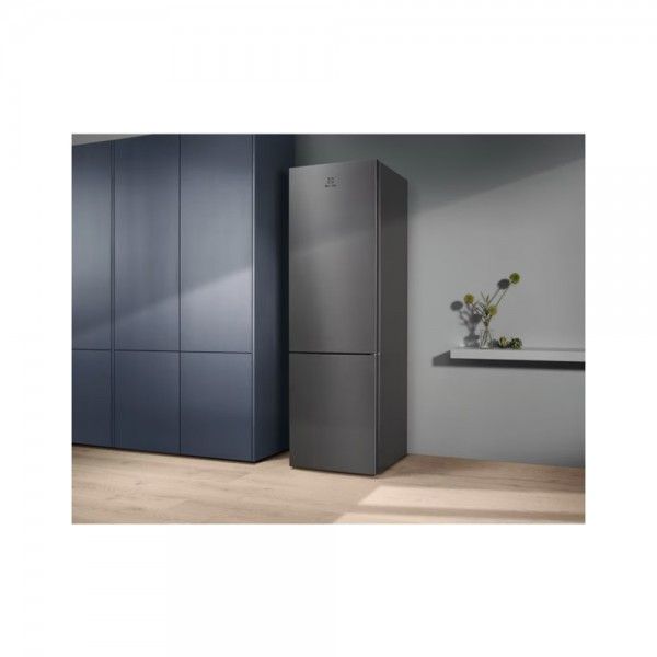 Frigor�fico Combinado ELECTROLUX LNT6ME36U