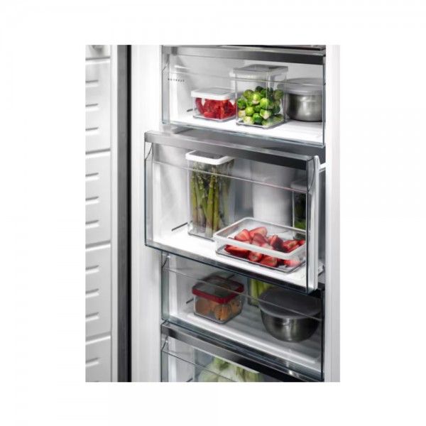 Arca Vertical AEG OAG7M281EW