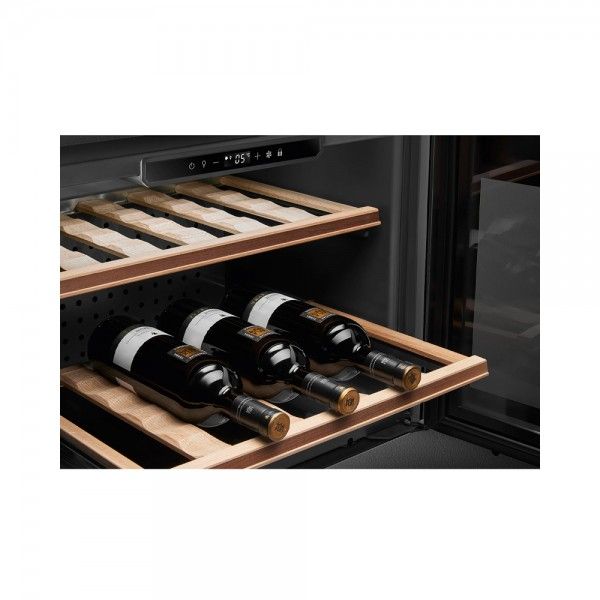 Cave de Vinho de Encastre SMEG CVI321X3