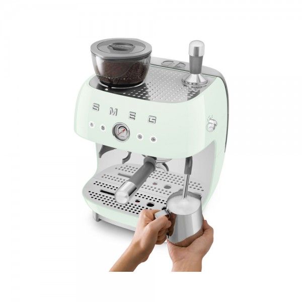 M�quina de Caf� Expresso Manual SMEG EGF03PGEU