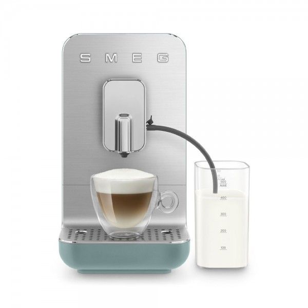M�quina de Caf� Expresso SMEG BCC13EGMEU