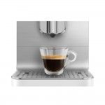 M�quina de Caf� Expresso Autom�tica SMEG BCC13WHMEU