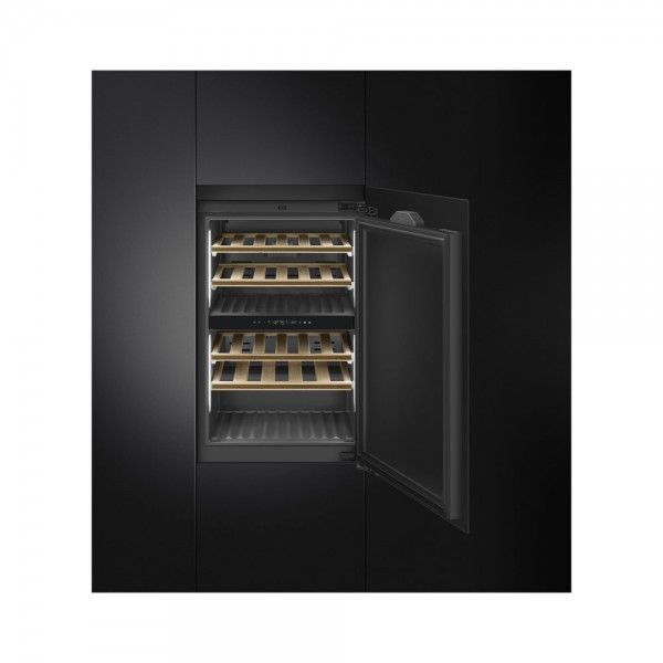 Garrafeira Embutida SMEG CVI040BE