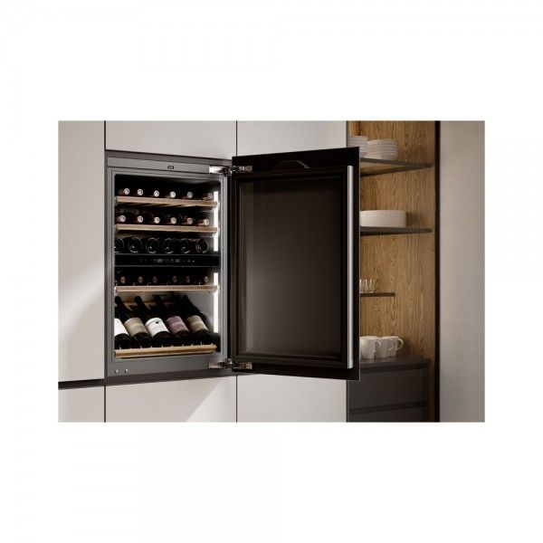 Garrafeira Embutida SMEG CVI040BE