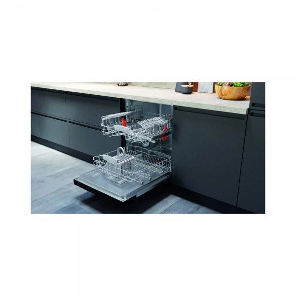 M�quina de Lavar Loi�a de Encastre HOTPOINT HBC 2B+26 B