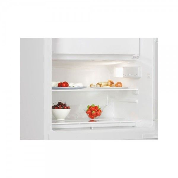 Frigor�fico Mini-bar de Encastre CANDY CM4SE68W