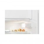 Frigor�fico Mini-bar de Encastre CANDY CM4SE68W