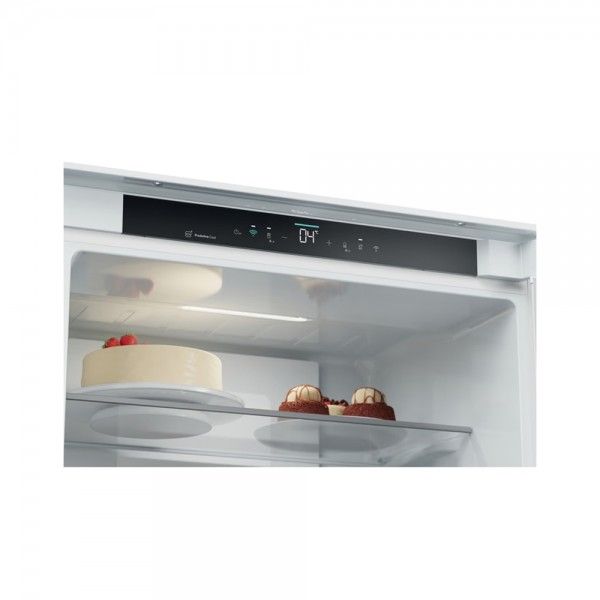 Frigor�fico Combinado de Encastre CANDY CNBQT3719EW