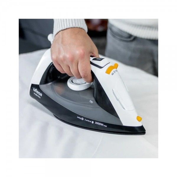 Ferro a Vapor UFESA PV3650 MERIDA