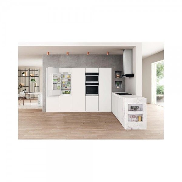 Frigor�fico combinado de encastre Whirlpool WHC18 T322