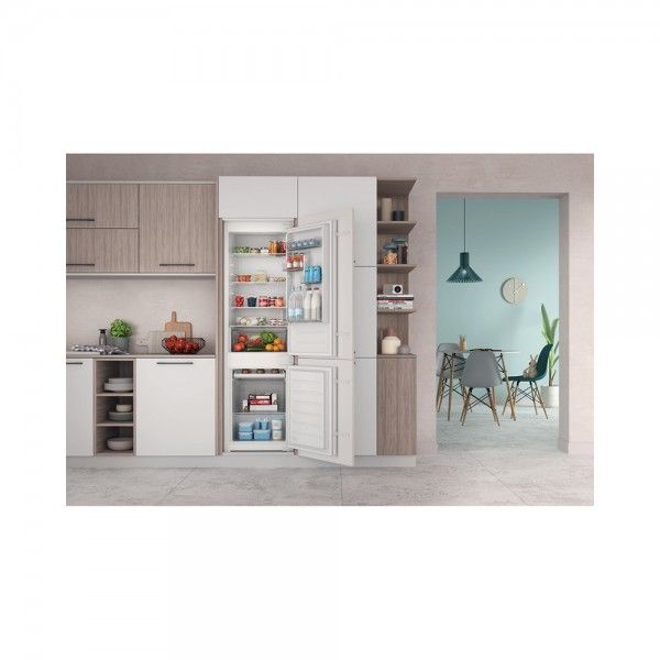 Frigor�fico Combinado de Encastre INDESIT INC18D011A1 LH