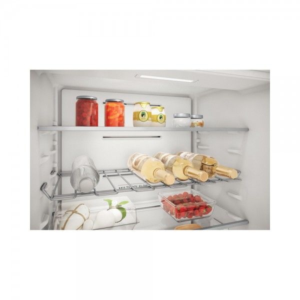 Frigor�fico Combinado HOTPOINT HA SP70 T121