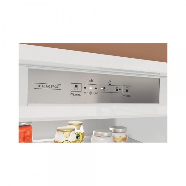 Frigor�fico Combinado HOTPOINT HA SP70 T121