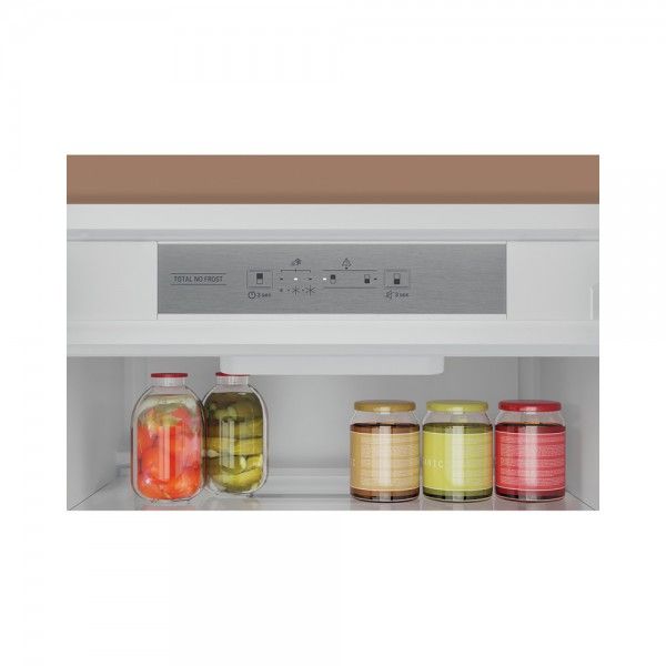 Frigor�fico Combinado de Encastre  HOTPOINT HAC18 T312