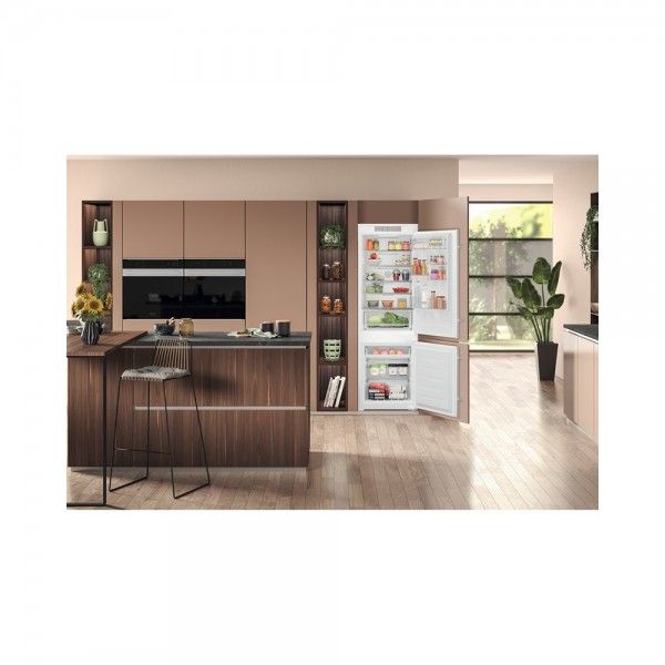 Frigor�fico Combinado de Encastre  HOTPOINT HAC18 T312