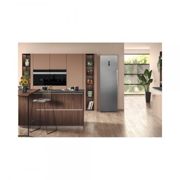 Arca Vertical HOTPOINT UH8 F3D XI