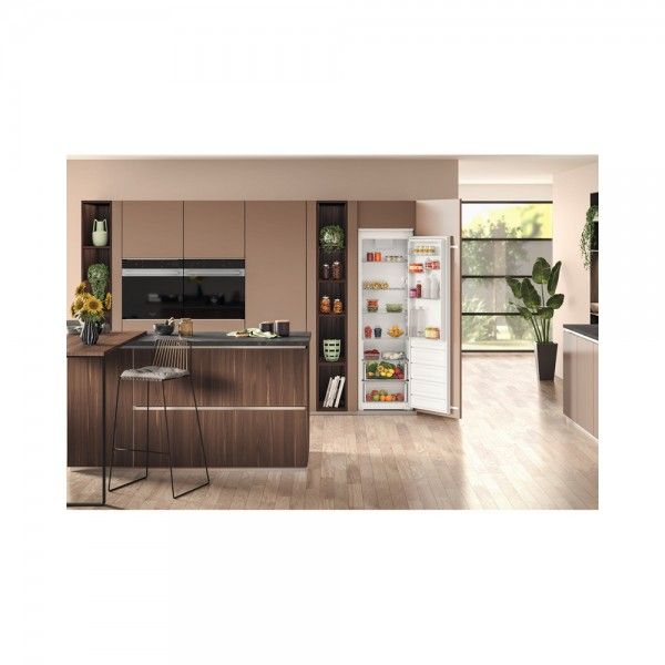 Frigor�fico sem Congelador de Encastre HOTPOINT HASD18A011A1