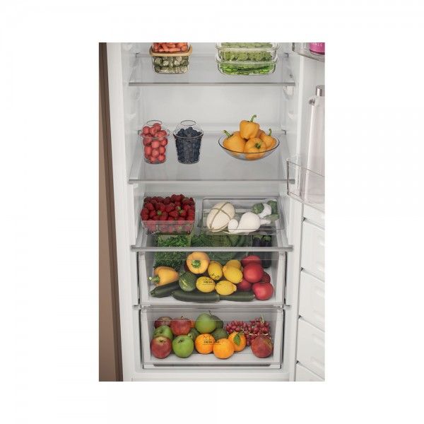 Frigor�fico sem Congelador de Encastre HOTPOINT HASD18A011A1