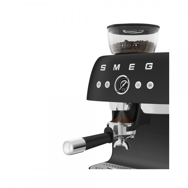 M�quina de Caf� Expresso Manual com Moinho SMEG EGF03BLMEU
