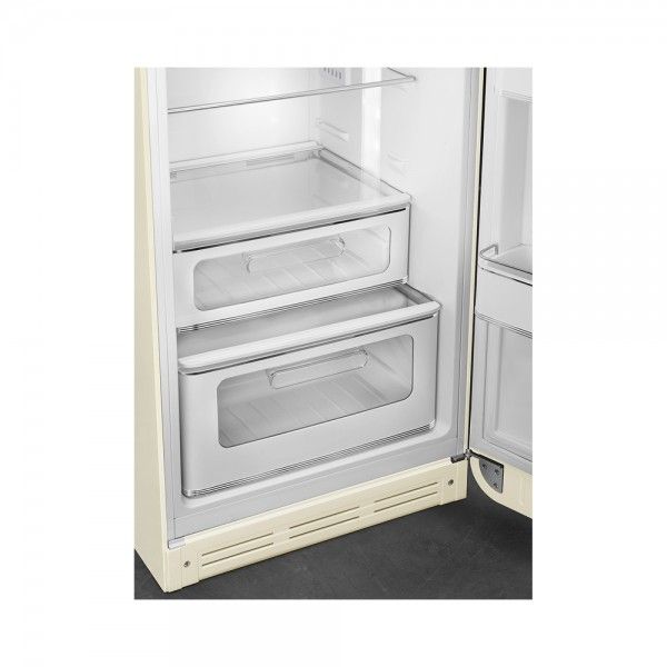 Frigor�fico com congelador SMEG FAB30RCR6