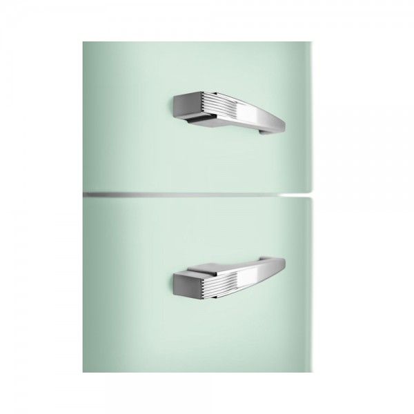 Frigor�fico com congelador SMEG FAB30RPG6