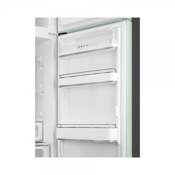 Frigor�fico com congelador SMEG FAB30RPG6