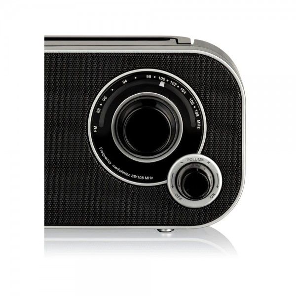 R�dio Port�til ROADSTAR TRA-2235BK