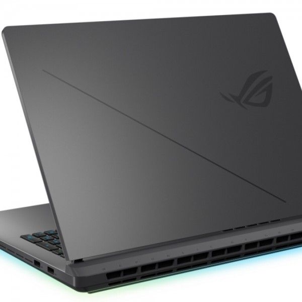 Port�til ASUS ROG Strix G18 G815LP U92B57CS1