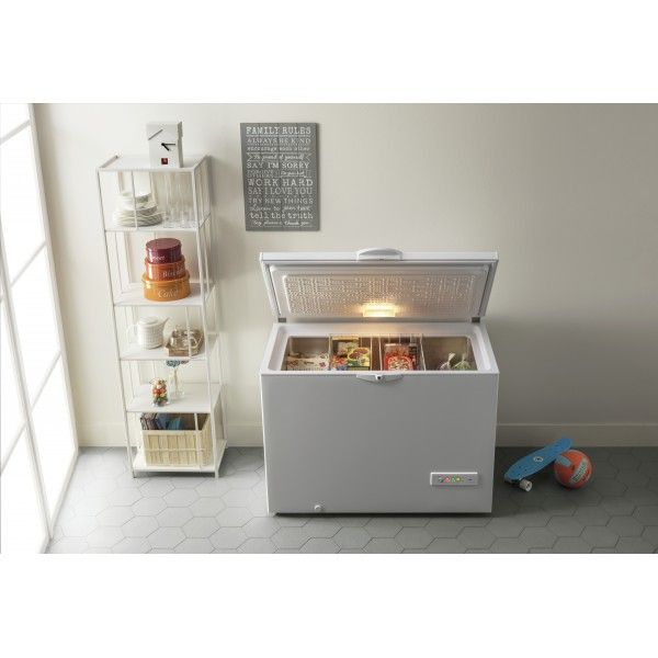 Arca Congeladora Horizontal INDESIT OS2A300H