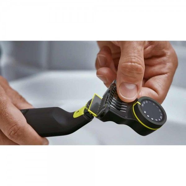 Aparador Multifun��es PHILIPS OneBlade QP6542/15