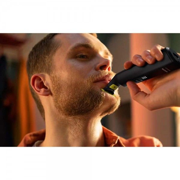 Aparador Multifun��es PHILIPS OneBlade QP6542/15