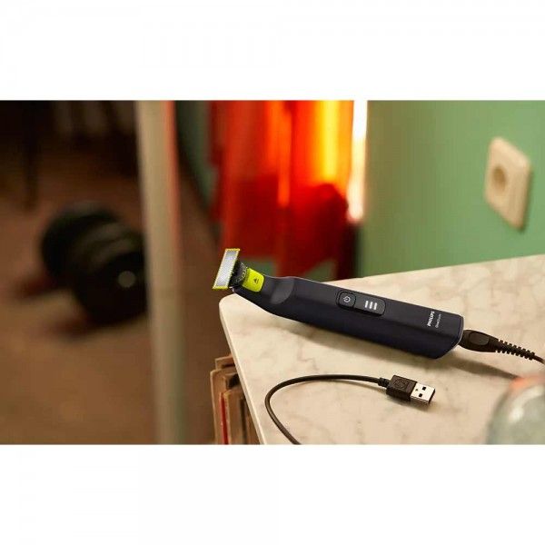 Aparador Multifun��es PHILIPS OneBlade QP6542/15