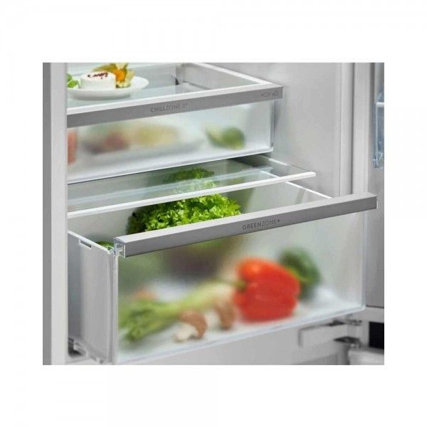 Frigor�fico Combinado de Integrar AEG TC7CS181DS